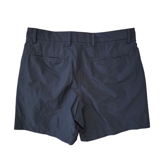 Gap Tech Shorts Men’s Size 32 Small True Black - Picture 8 of 8